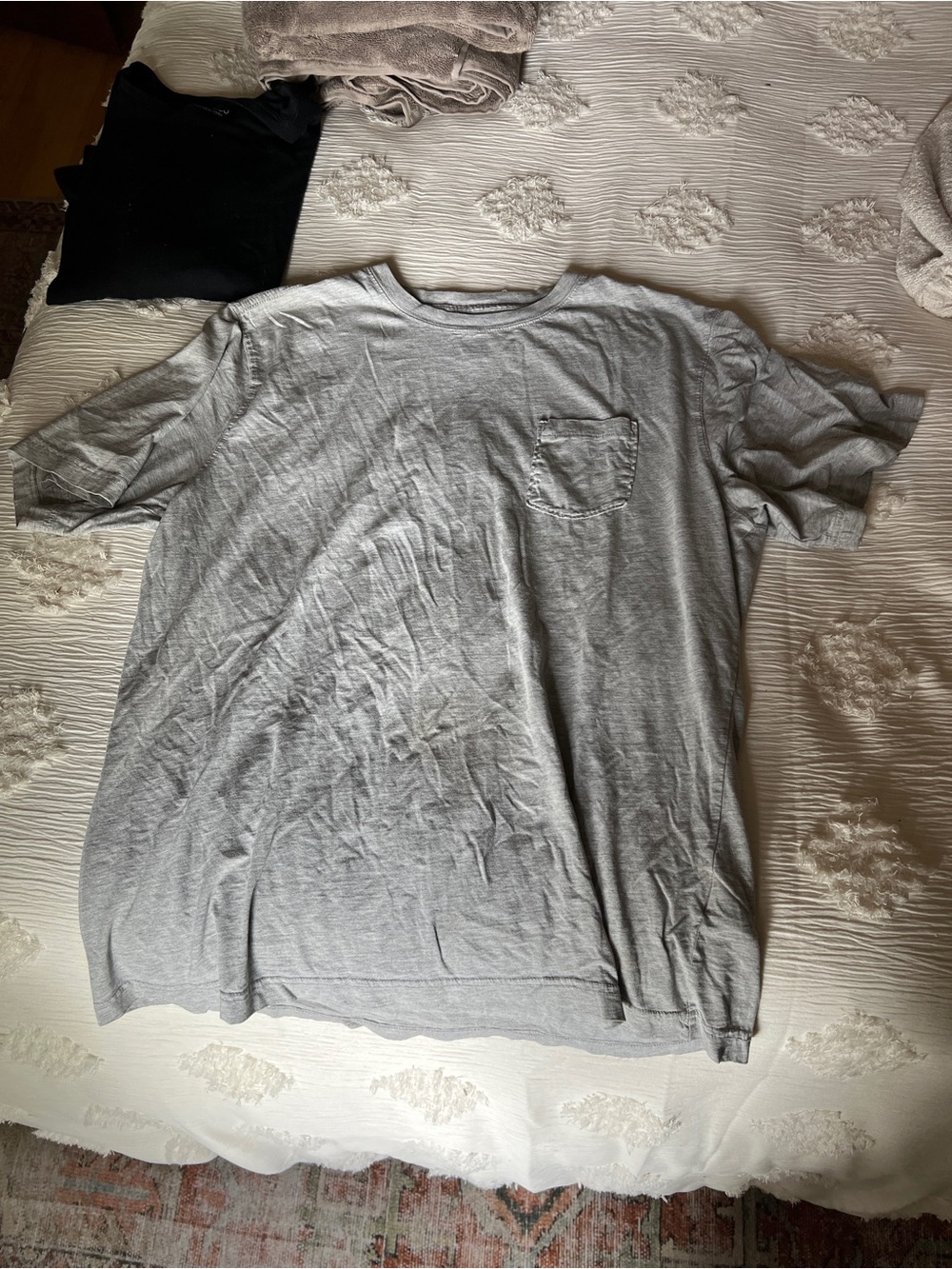 Faded Glory Light Gray Short Sleeve Pocket Tee